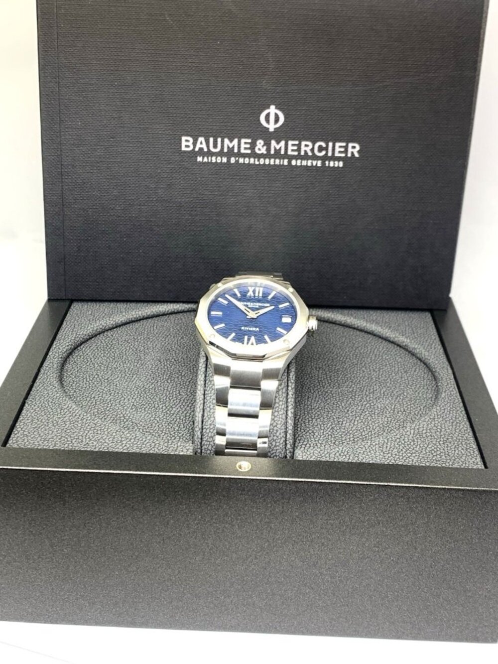 Baume & Mercier Women's Watch Riviera 10727 Swiss Quartz Blue Dial Steel 33mm - Picture 3 of 14